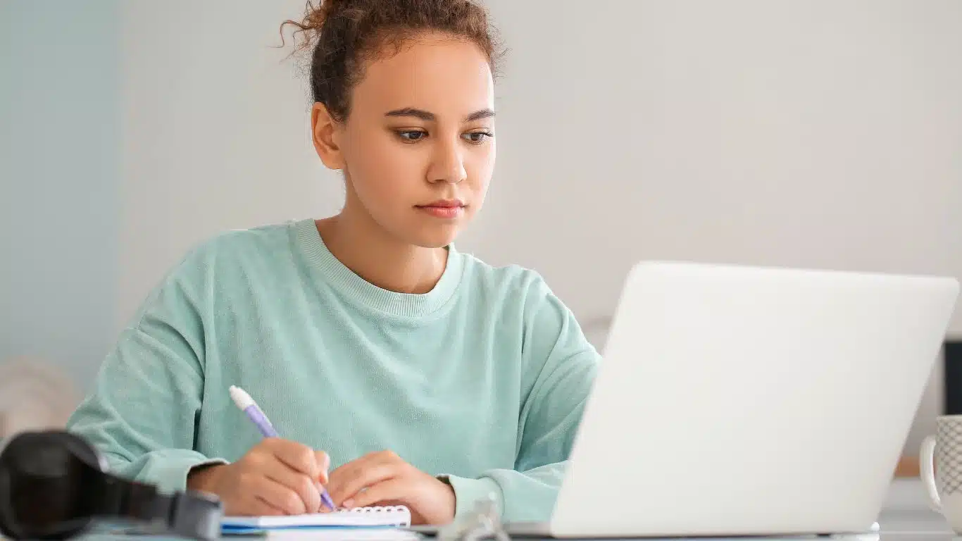 Short Course: Student support during lockdown