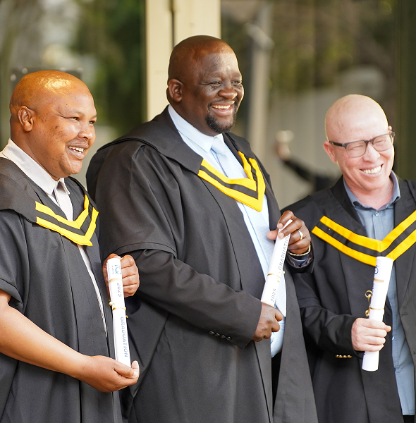 iQ Academy Graduates